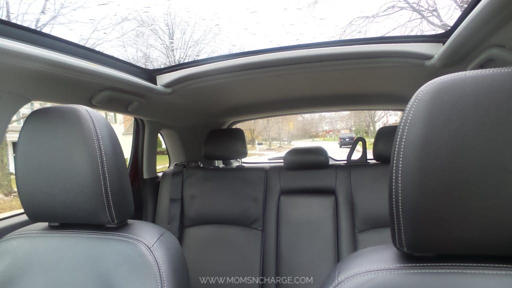 Mitsubishi Outlander 2015 - MomsNCharge review_05