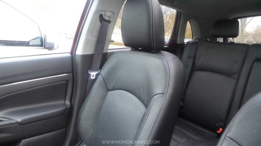 Mitsubishi Outlander 2015 - MomsNCharge review_12