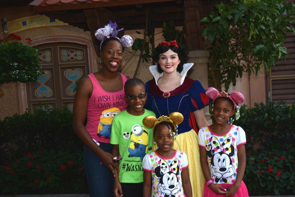 Disney SMMC - MomsNCharge snowhite #DisneySMMC Recap 2_30