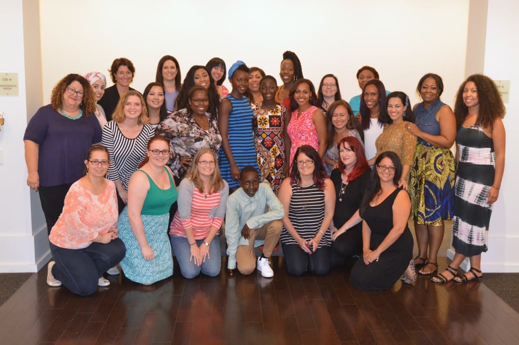 Group blogger photo with the stars of Queen of Katwe: Lupita Nyong'o, Martin Kabanza (Photo credit: Carol Jones / AllMommyWants.com)